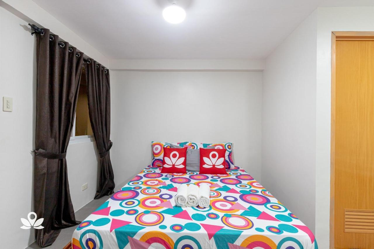 Happy Grey Hotel Виган Экстерьер фото