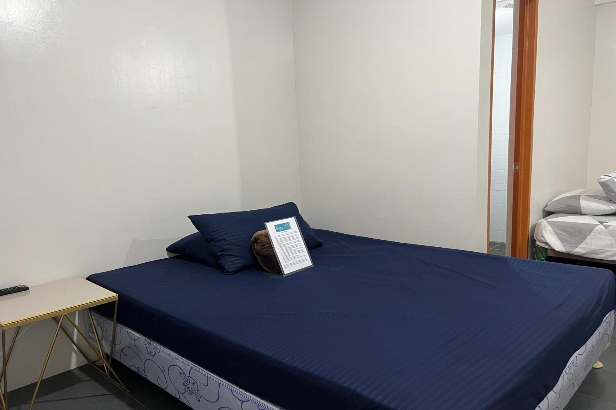 Happy Grey Hotel Виган Экстерьер фото